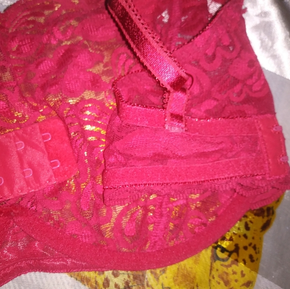 🍒ONLY💗Red Bra🍒 - Picture 4 of 9